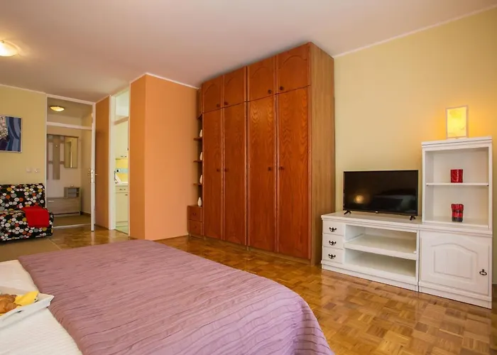 Vista Апартаменти *